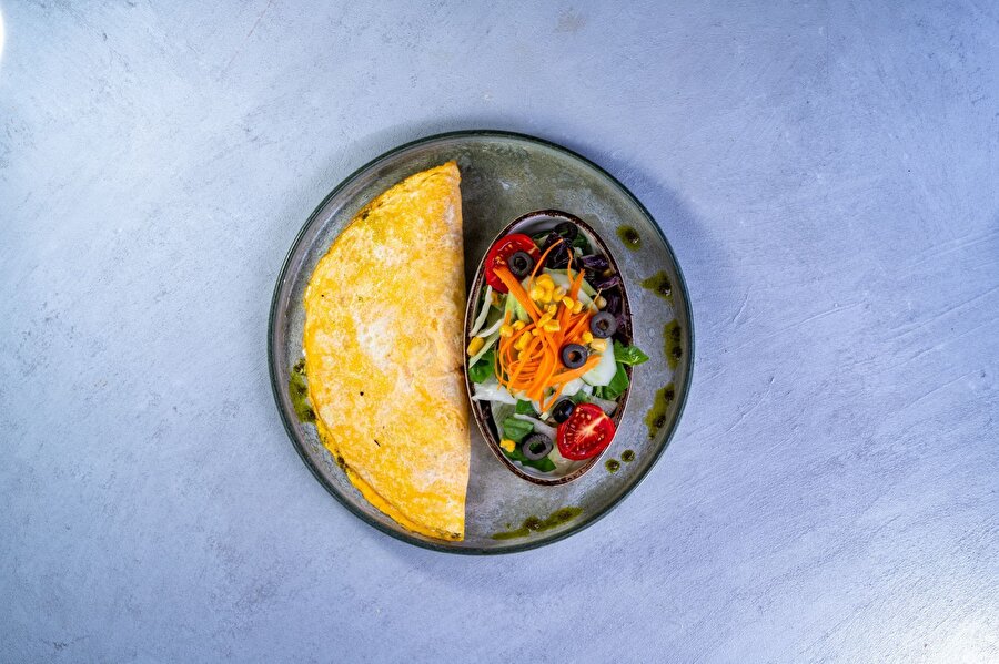 Mantarlı Renkli Biberli Omlet